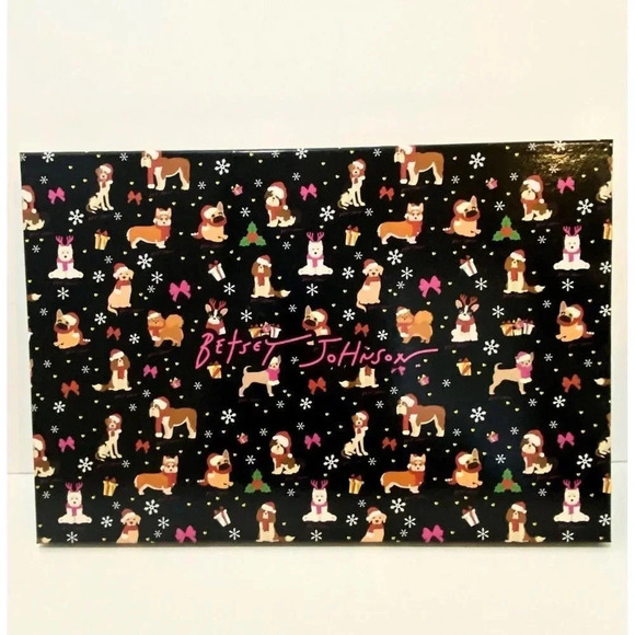 Betsey Johnson The Pet Set Crossbody Bag, Dog Collar Tag & Keychain Pouch - Picture 7 of 7